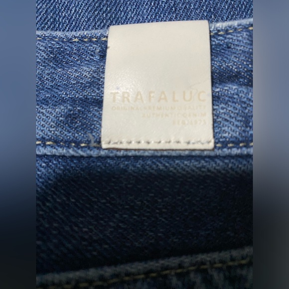 ZARA TRAFALUC DISTRESSED JEANS SIZE 10 - Picture 9 of 10